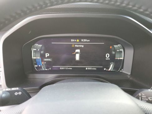 Used 2024 Mitsubishi Outlander SE Black Edition FWD image 27