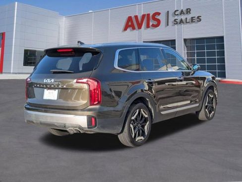 Used 2025 Kia Telluride S FWD image 6