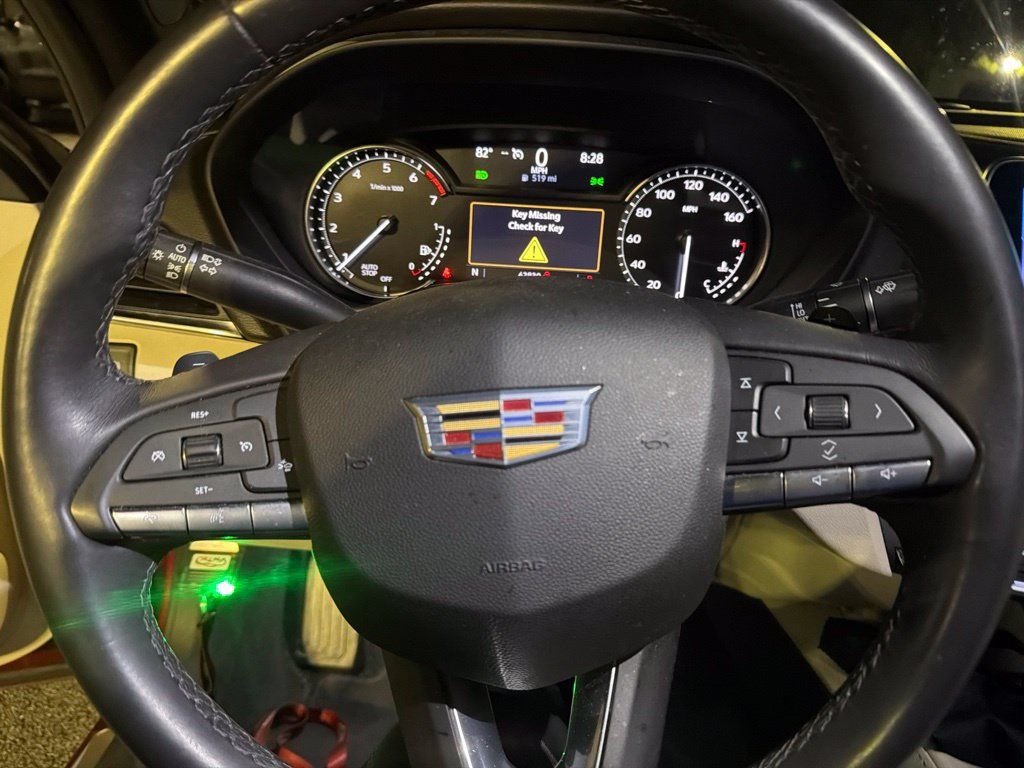 Used 2023 Cadillac CT4 Luxury RWD image 8