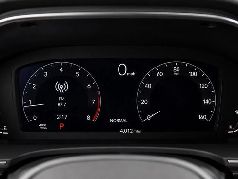 Used 2025 Acura Integra FWD image 9