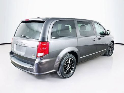Used 2019 Dodge Grand Caravan GT image 24