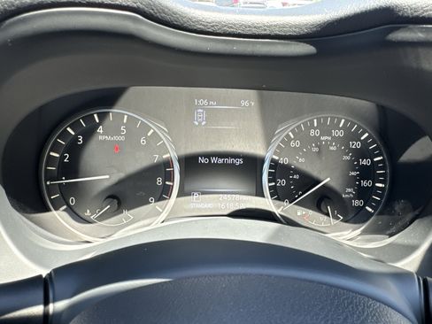 Used 2023 INFINITI Q50 Sensory RWD image 11