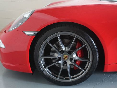 Used 2016 Porsche 911 Carrera S image 13