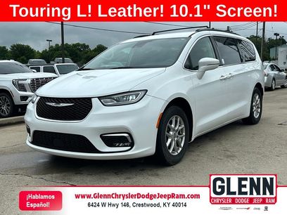 Used 2022 Chrysler Pacifica Touring-L