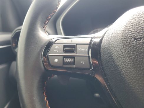 Used 2025 Honda Pilot Sport image 22