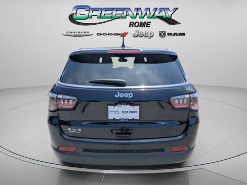 Used 2023 Jeep Compass Sport AWD/4WD image 6
