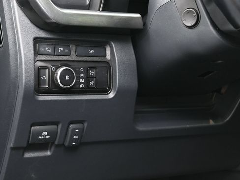 Used 2023 Ford F250 Lariat w/ Lariat Ultimate Package AWD/4WD image 23