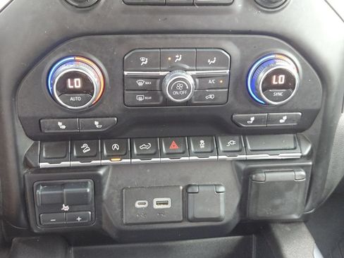 Used 2020 Chevrolet Silverado 1500 LT Trail Boss AWD/4WD image 25