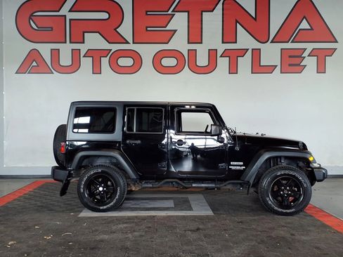 Used 2016 Jeep Wrangler Unlimited Sport w/ Quick Order Package 24S AWD/4WD image 1