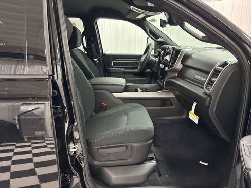 New 2026 RAM 2500 Big Horn AWD/4WD image 38