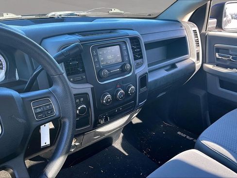 Used 2014 RAM 1500 Express image 10