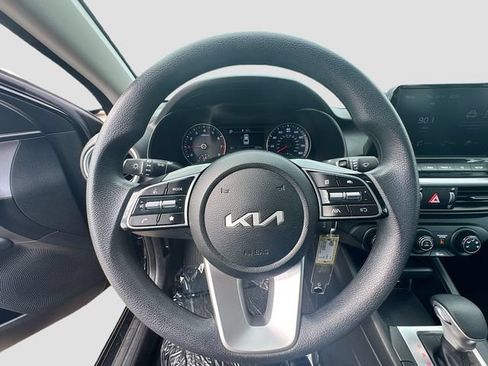 Used 2023 Kia Forte LXS FWD image 14