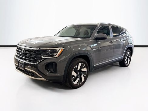 Certified 2025 Volkswagen Atlas Cross Sport SEL AWD/4WD image 1