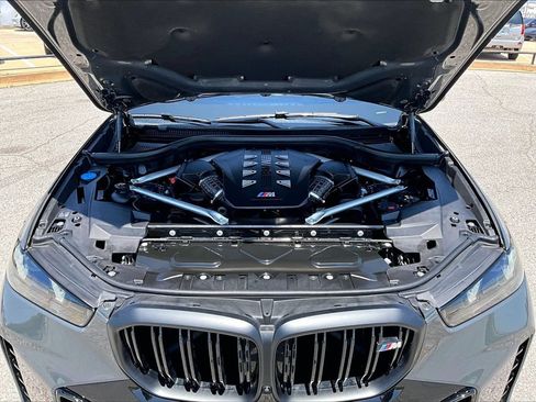 Used 2025 BMW X5 M60i AWD/4WD image 23