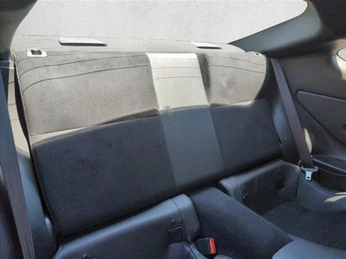 Used 2022 Toyota GR86 Premium w/ ALL Weather Mat Package (TMS) RWD image 21