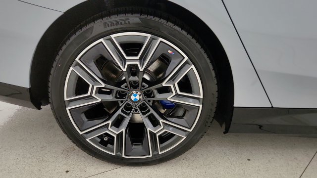 Used 2026 BMW i5 eDrive40 RWD image 82