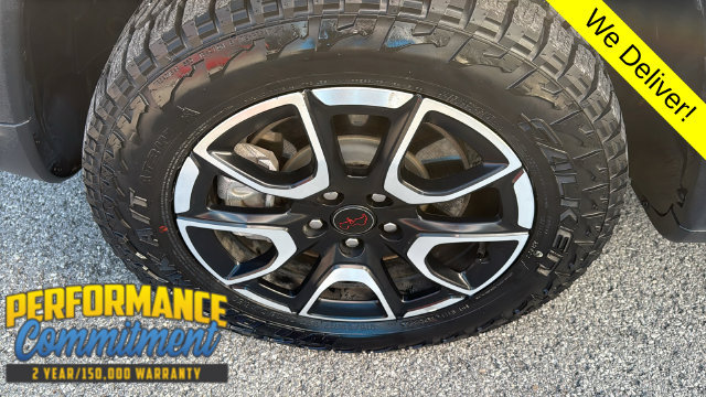 Used 2025 Jeep Compass Trailhawk AWD/4WD image 16