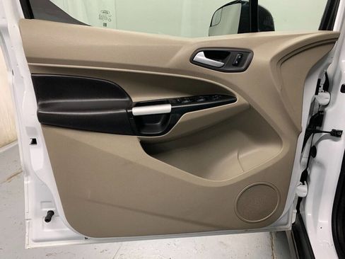 Used 2015 Ford Transit Connect XLT image 18