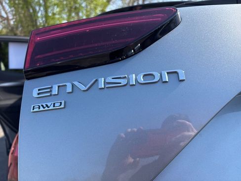 Used 2025 Buick Envision Preferred AWD/4WD image 17