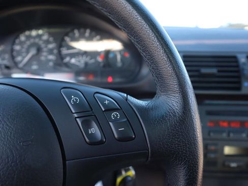 Used 2006 BMW 325Ci Coupe image 31