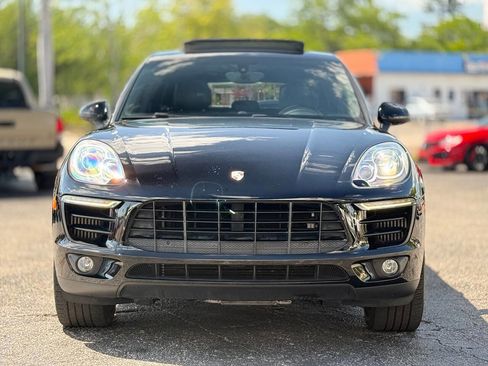 Used 2015 Porsche Macan S image 3