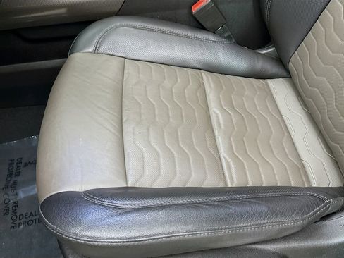 Used 2022 Chevrolet Silverado 1500 ZR2 w/ Technology Package AWD/4WD image 23