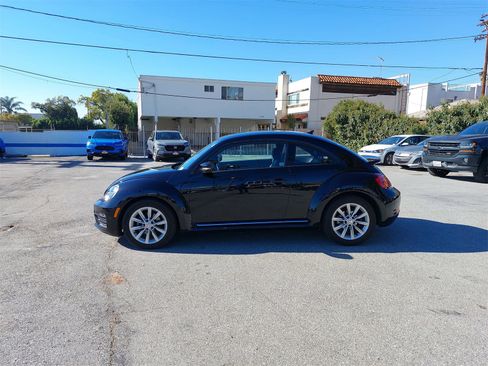Used 2018 Volkswagen Beetle 2.0T S w/ Style & Comfort Package For S image 4