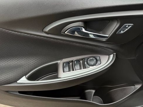 Used 2025 Chevrolet Malibu RS image 18