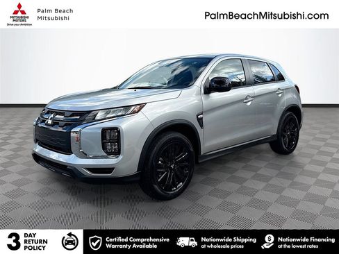 Used 2025 Mitsubishi Outlander Sport LE AWD/4WD image 1
