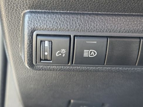 Used 2025 Toyota Corolla LE FWD image 24