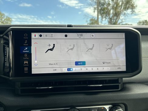 New 2026 Jeep Gladiator Sport image 26