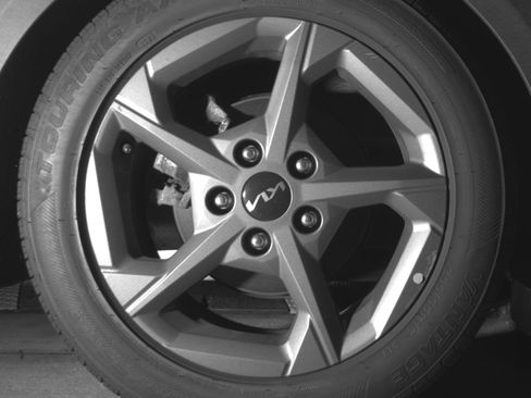 Used 2025 Kia K4 LXS image 15