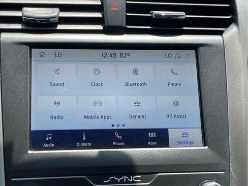 Used 2020 Ford Fusion SEL FWD image 21