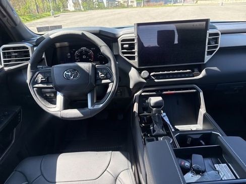 New 2026 Toyota Tundra Limited AWD/4WD image 17