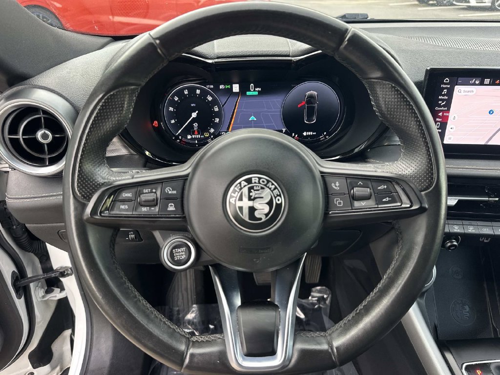 Used 2024 Alfa Romeo Tonale Ti AWD/4WD image 25
