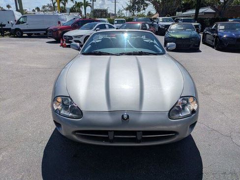 Used 1998 Jaguar XK8 Convertible image 2