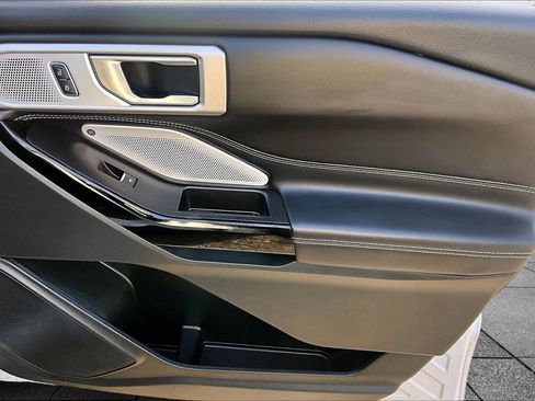 Certified 2022 Ford Explorer ST w/ Equipment Group 401A image 19