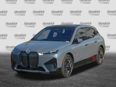 Used 2023 BMW iX xDrive50 w/ Premium Package AWD/4WD image 5