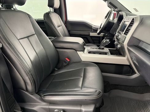 Used 2018 Ford F150 Lariat w/ Equipment Group 502A Luxury AWD/4WD image 32