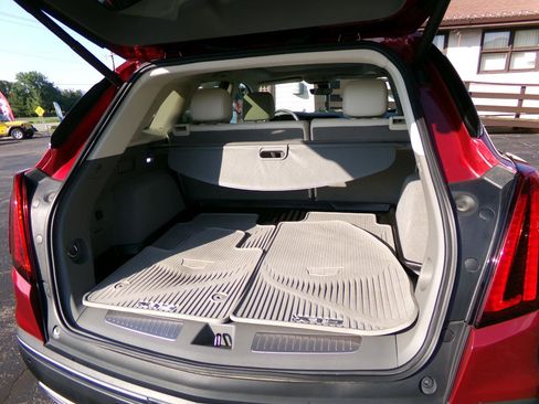 Used 2020 Cadillac XT5 Premium Luxury AWD/4WD image 43