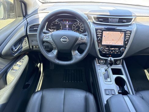 Used 2024 Nissan Murano SL FWD image 12