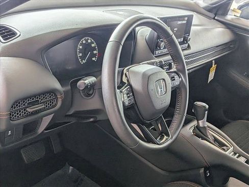 Used 2023 Honda HR-V Sport image 9