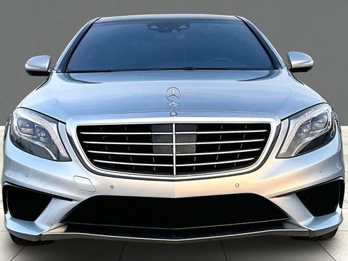 Used 2015 Mercedes-Benz S 63 AMG 4MATIC Sedan w/ Driver Assistance Package image 3