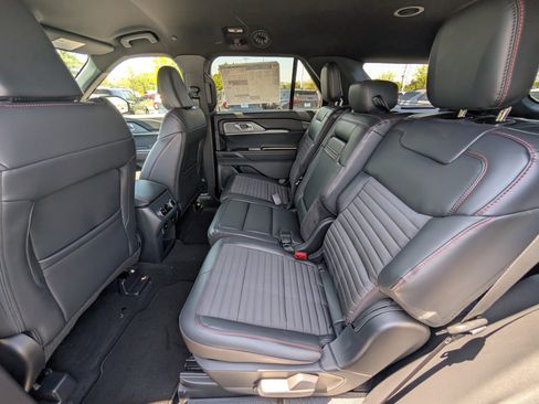 New 2026 Ford Explorer ST-Line AWD/4WD image 12