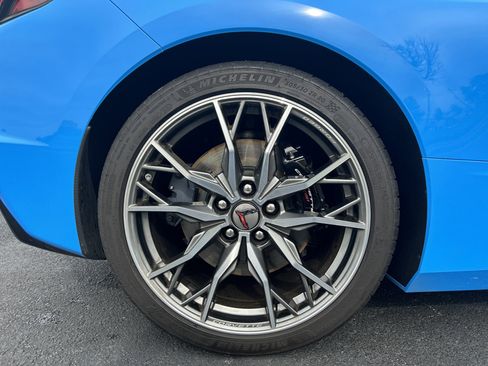 Used 2024 Chevrolet Corvette Stingray Premium Cpe w/ Z51 Performance Package RWD image 34