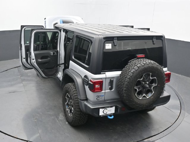 Used 2023 Jeep Wrangler Unlimited Rubicon 4xe w/ Cold Weather Group AWD/4WD image 72