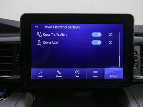Used 2023 Ford Explorer XLT w/ Equipment Group 202A AWD/4WD image 26