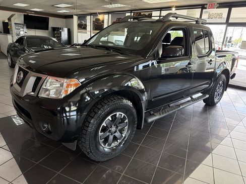 Used 2019 Nissan Frontier PRO-4X w/ Pro-4x Luxury Package AWD/4WD image 1