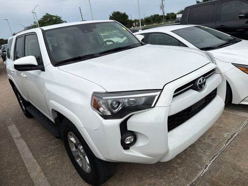 Used 2024 Toyota 4Runner SR5 RWD image 6