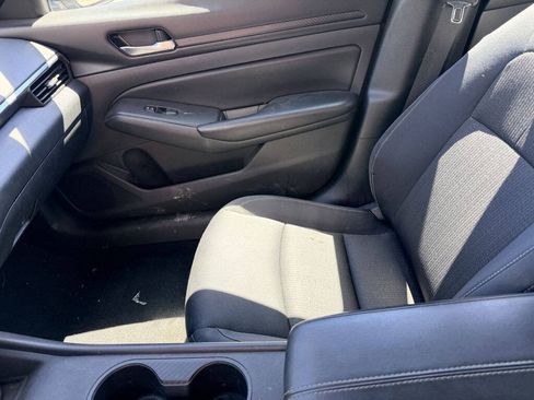 Used 2021 Nissan Altima 2.5 S FWD image 11